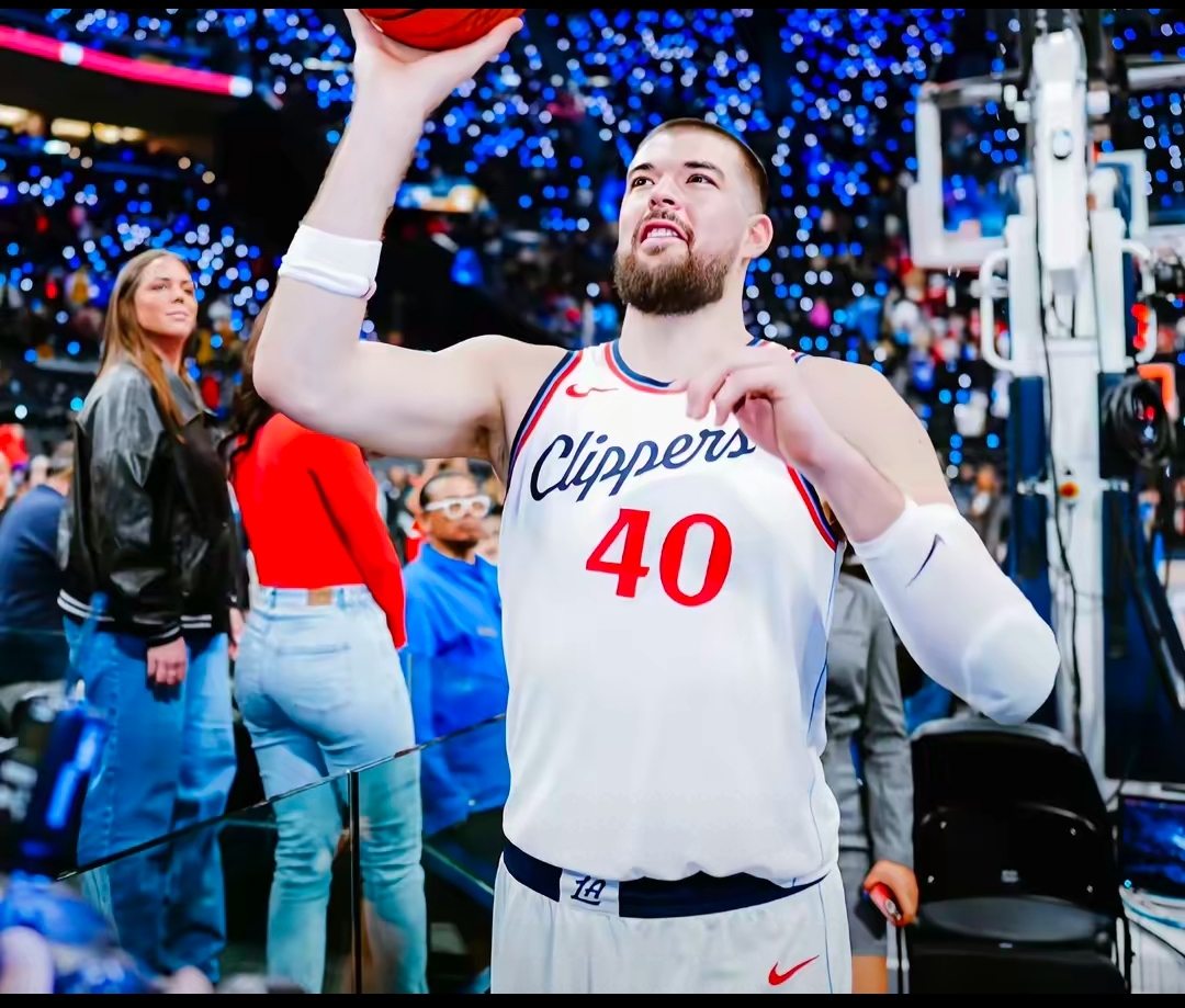 关于华盛顿奇才发布备战花絮，今夜内部沟通，NBA常规赛任务艰巨，训练强度明显提升的信息-lol竞猜